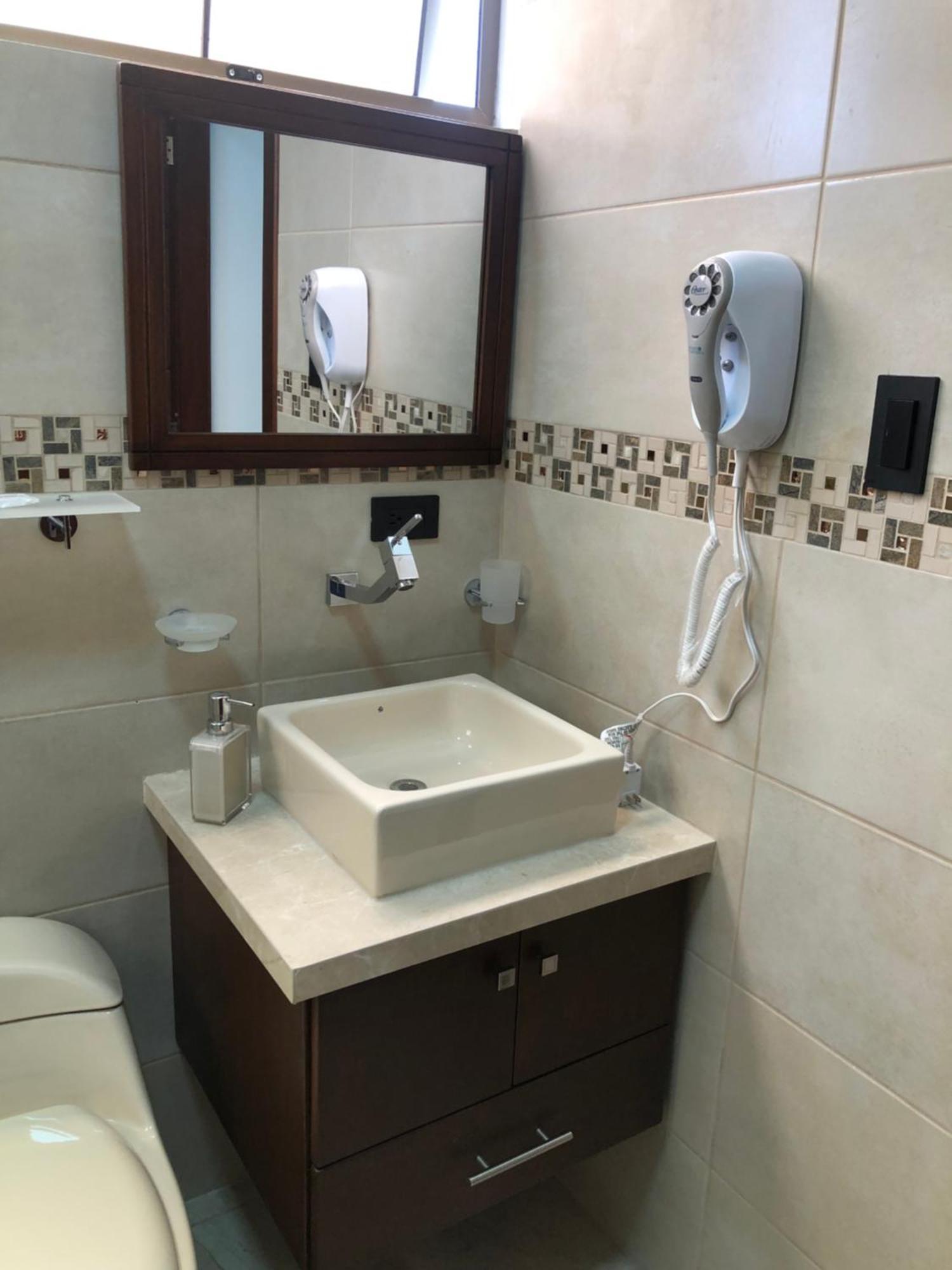 Suites En El Paraiso San Cristobal Galapagos Пуэрто-Бакерисо-Морено Экстерьер фото