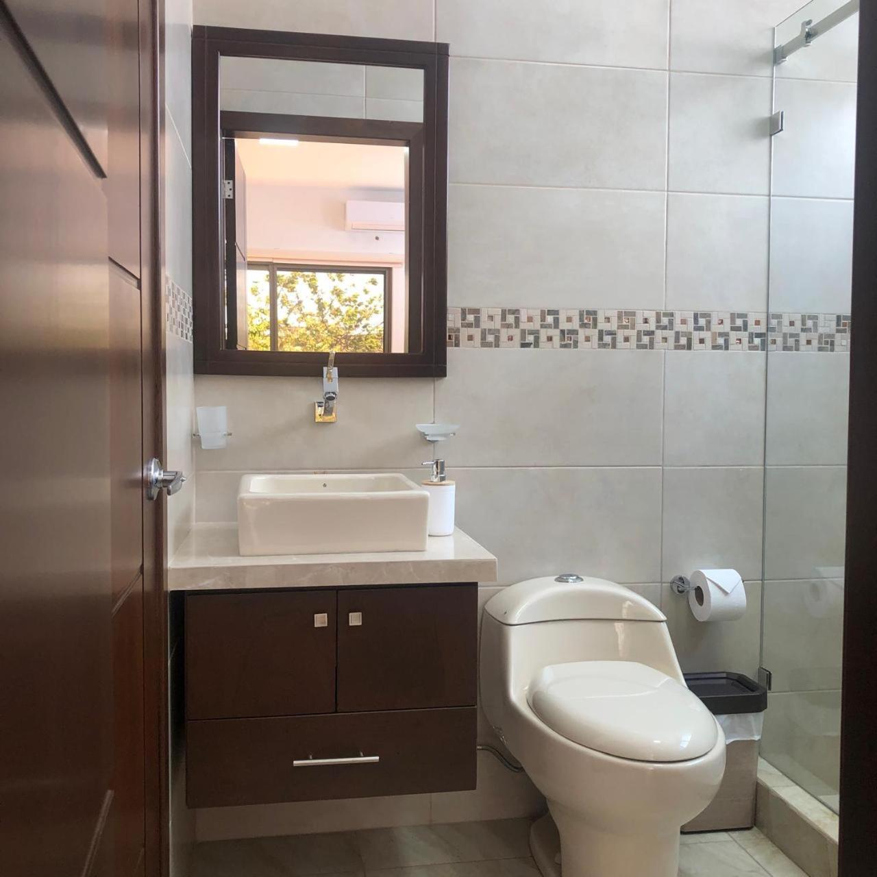 Suites En El Paraiso San Cristobal Galapagos Пуэрто-Бакерисо-Морено Экстерьер фото